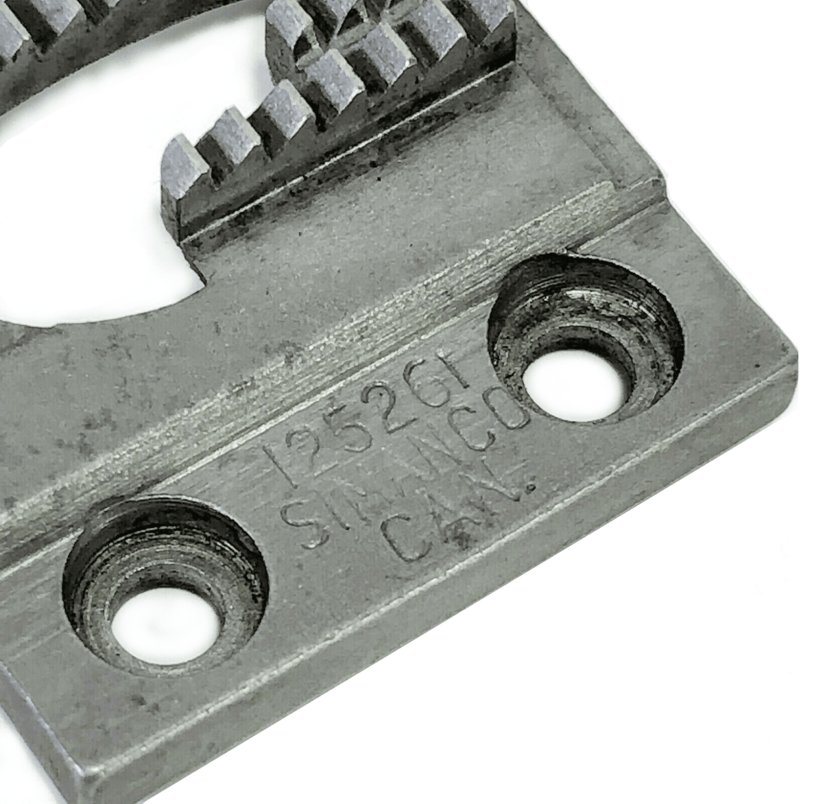 thumbnail image 2 of 2Pcs Feed Dog Replacement For Singer & Butterfly Sewing Machines 2 of 9