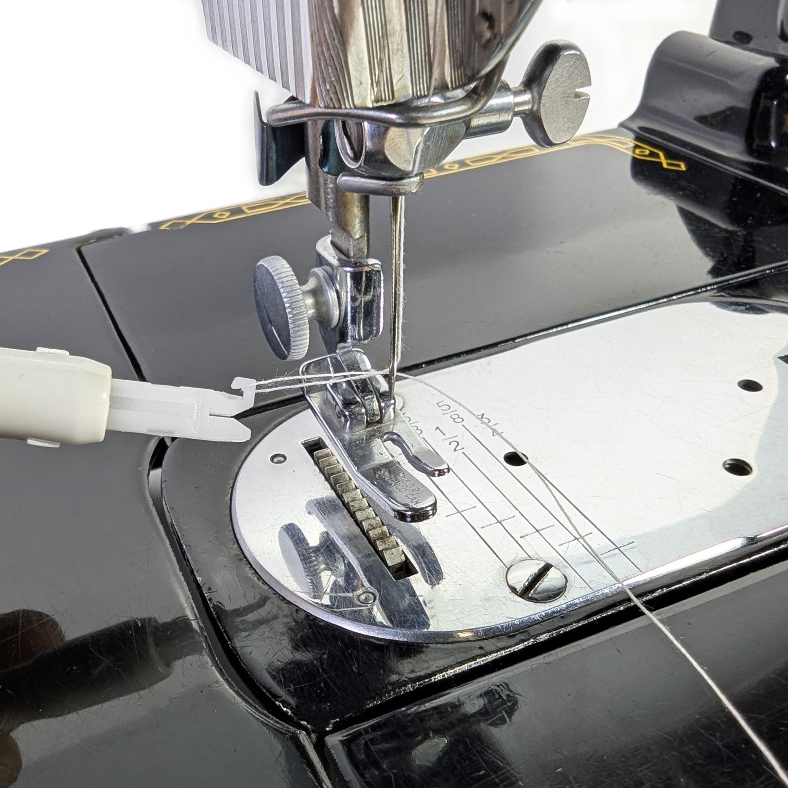 Sewing Machine Universal Needle Inserter and Threader