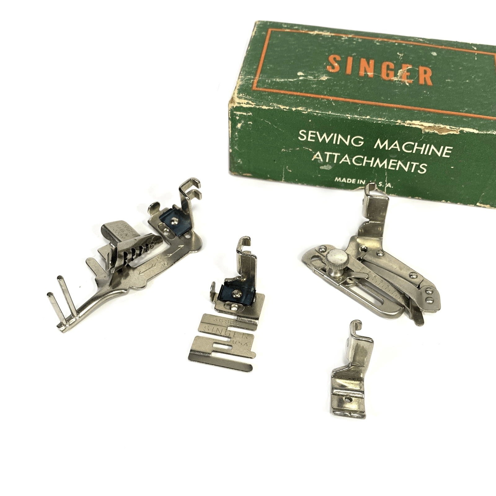 Singer Sewing Machine Low Shank Presser Feet Attachment Set in Box Featherweight 15 201 99 128 - The Old Singer Shop