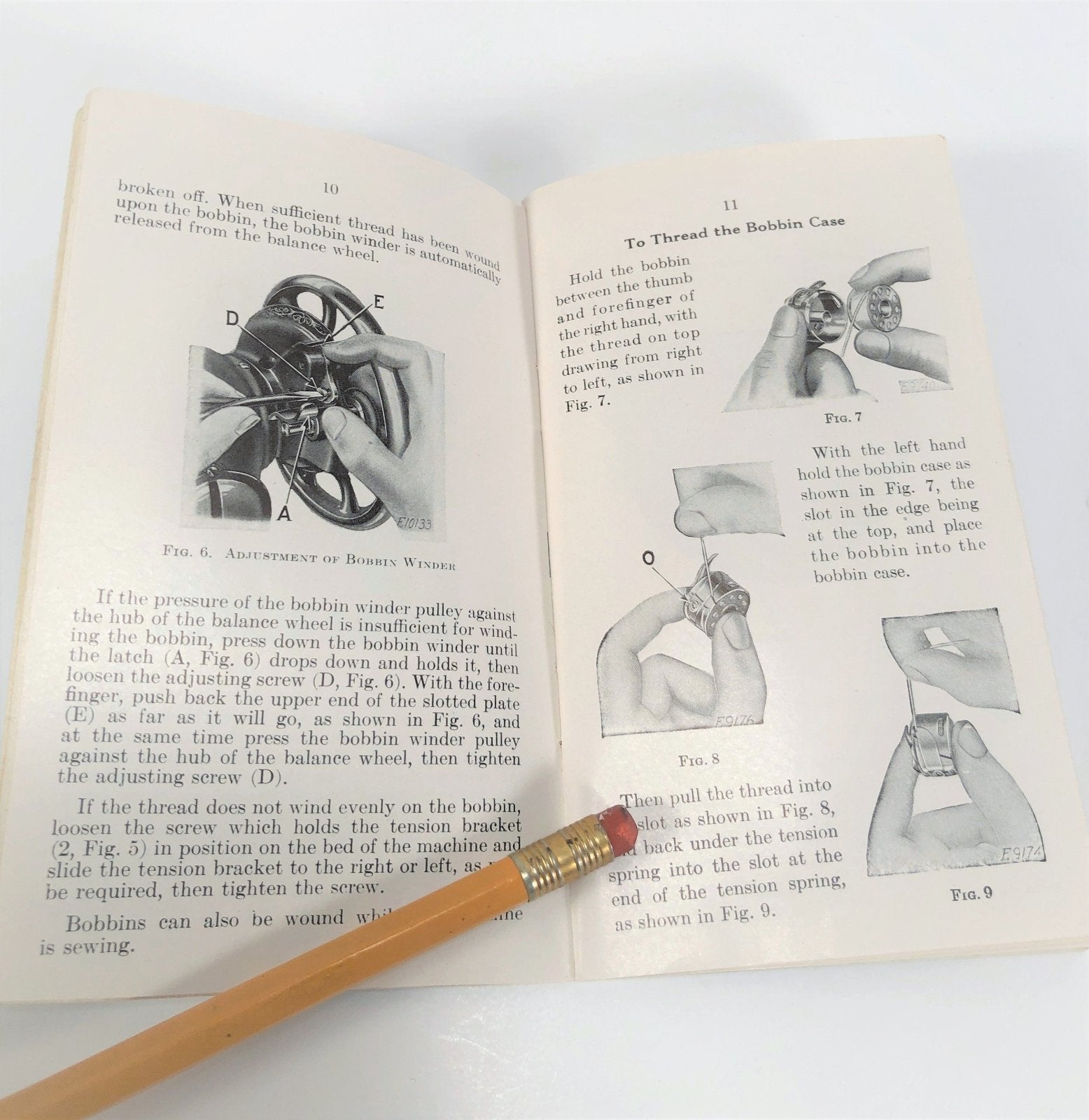 Singer 15 - 88 15 - 89 Treadle Hand Crank Sewing Machine Instruction Manual Original 1940 - The Old Singer Shop