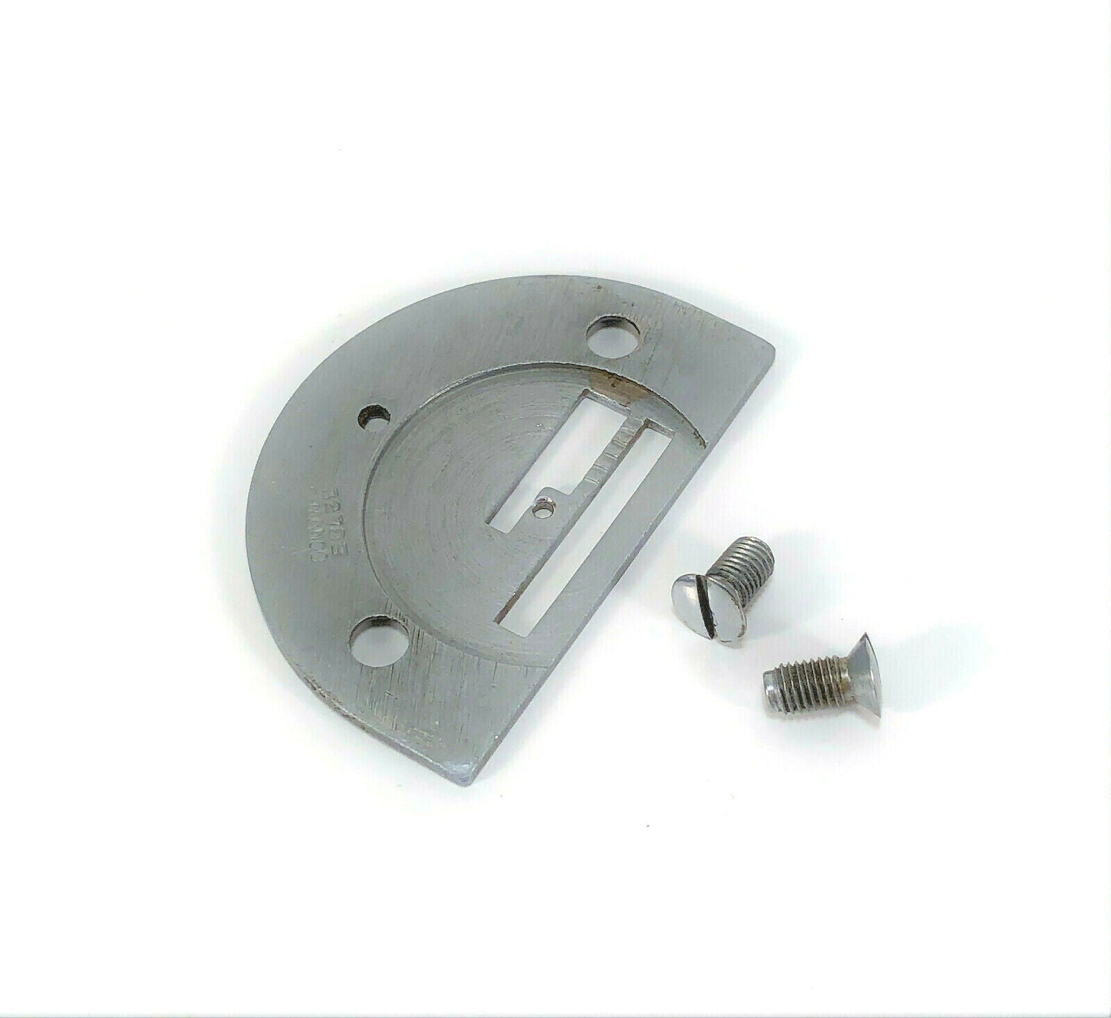 Singer 66 99 Sewing Machine Graduated Throat Needle Plate Vintage Simanco 32783 - The Old Singer Shop