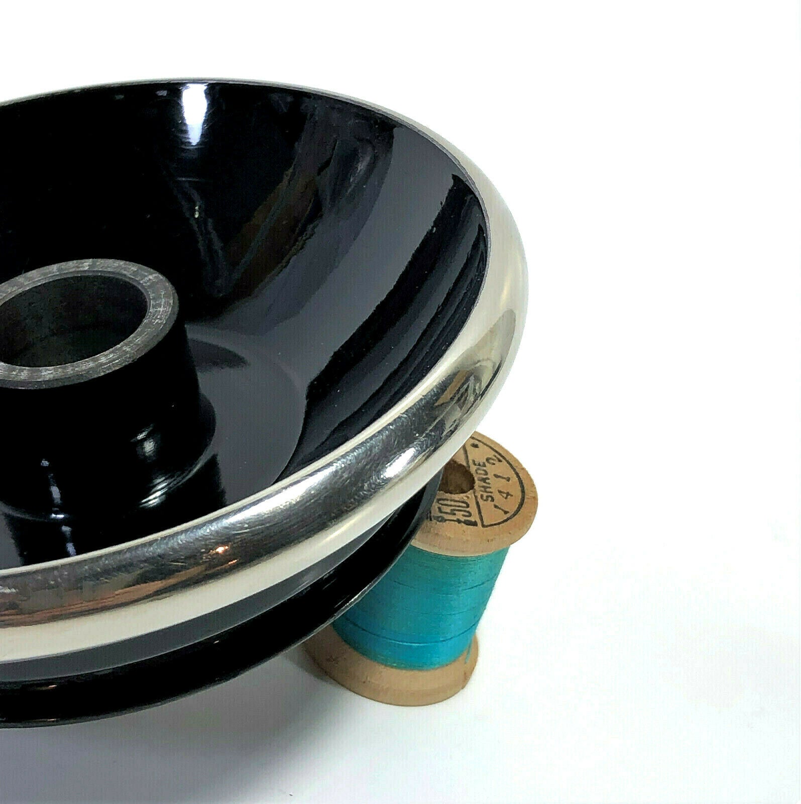 Singer 66 99 Sewing Machine Solid Nickel Rim Lrg Hand Balance Wheel Simanco 32672 15 - 90 201K - The Old Singer Shop