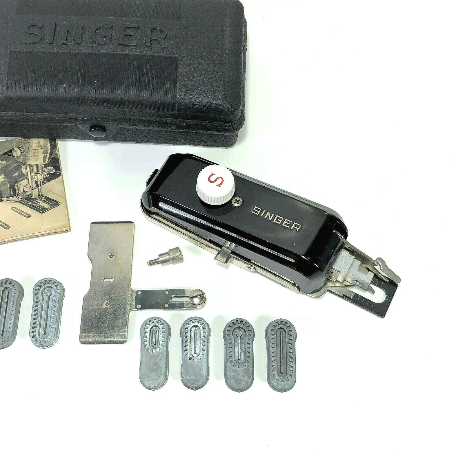Singer Low Shank Sewing Machine Buttonholer Attachment in Black Case Simanco 160506 - The Old Singer Shop