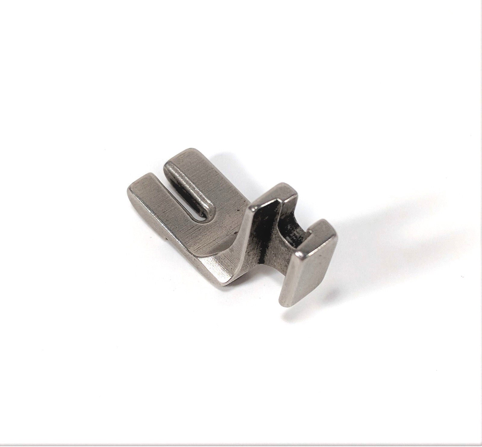 Singer Sewing Machine Low Shank Split Double Toe Gathering Shirring Foot Simanco 25979 - The Old Singer Shop