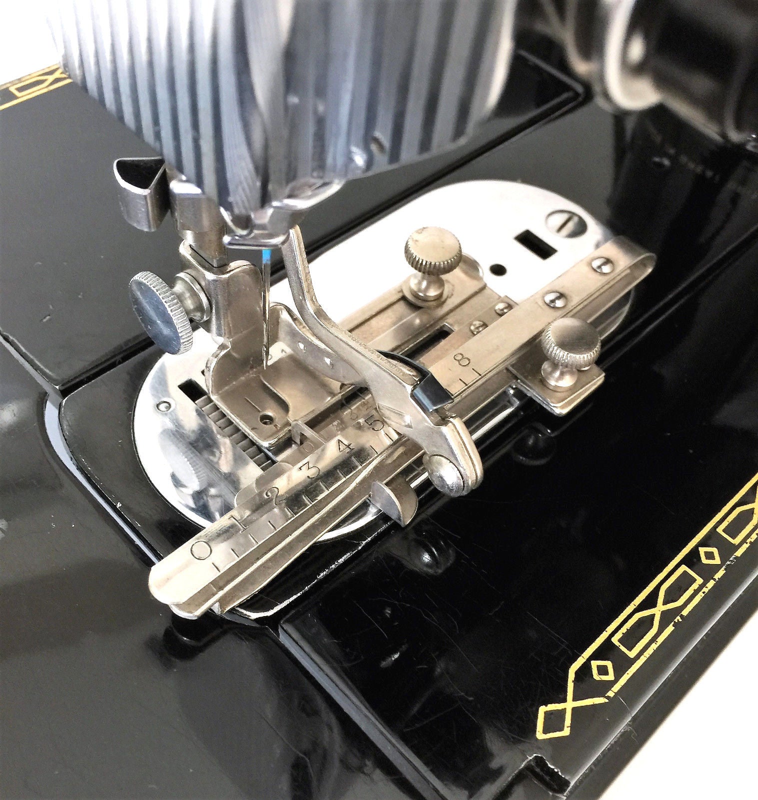 Singer Sewing Machine Low Shank Tucker Foot Attachment Simanco 36583 - The Old Singer Shop