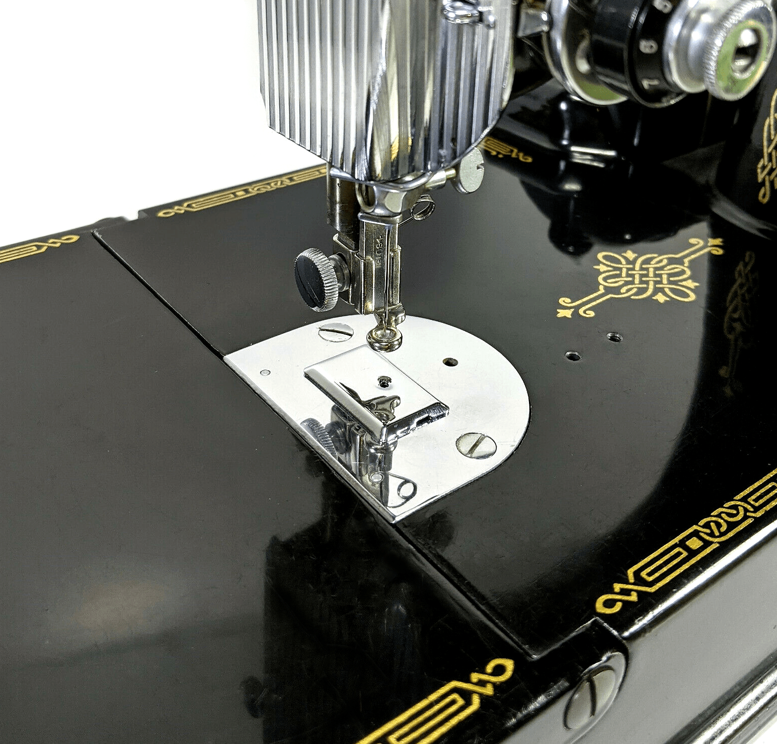 Singer 221 Featherweight Sewing Machine Darning Embroidery Feed Dog Cover Plate NEW - The Old Singer Shop