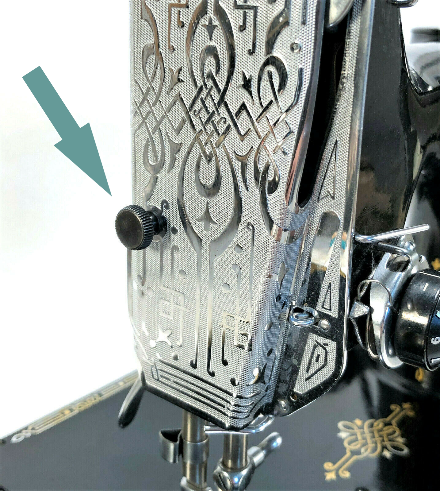 Singer 221 Featherweight Sewing Machine Blackside Thumb Screw For Side Face Plate Simanco - The Old Singer Shop