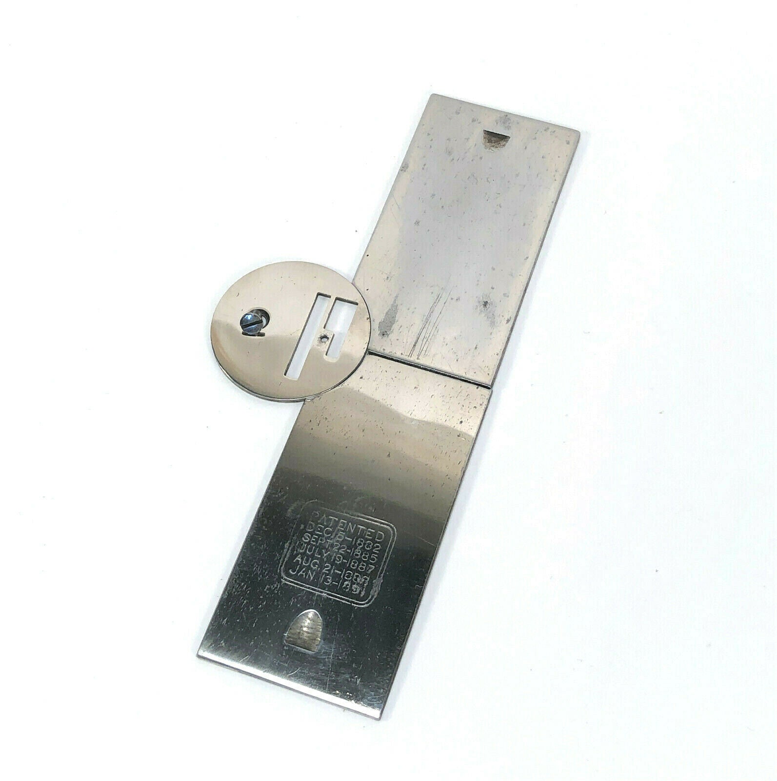 Early Singer 28 128 Front Rear Slide Throat Plate Set Simanco Part 8369 8368 8323 - The Old Singer Shop