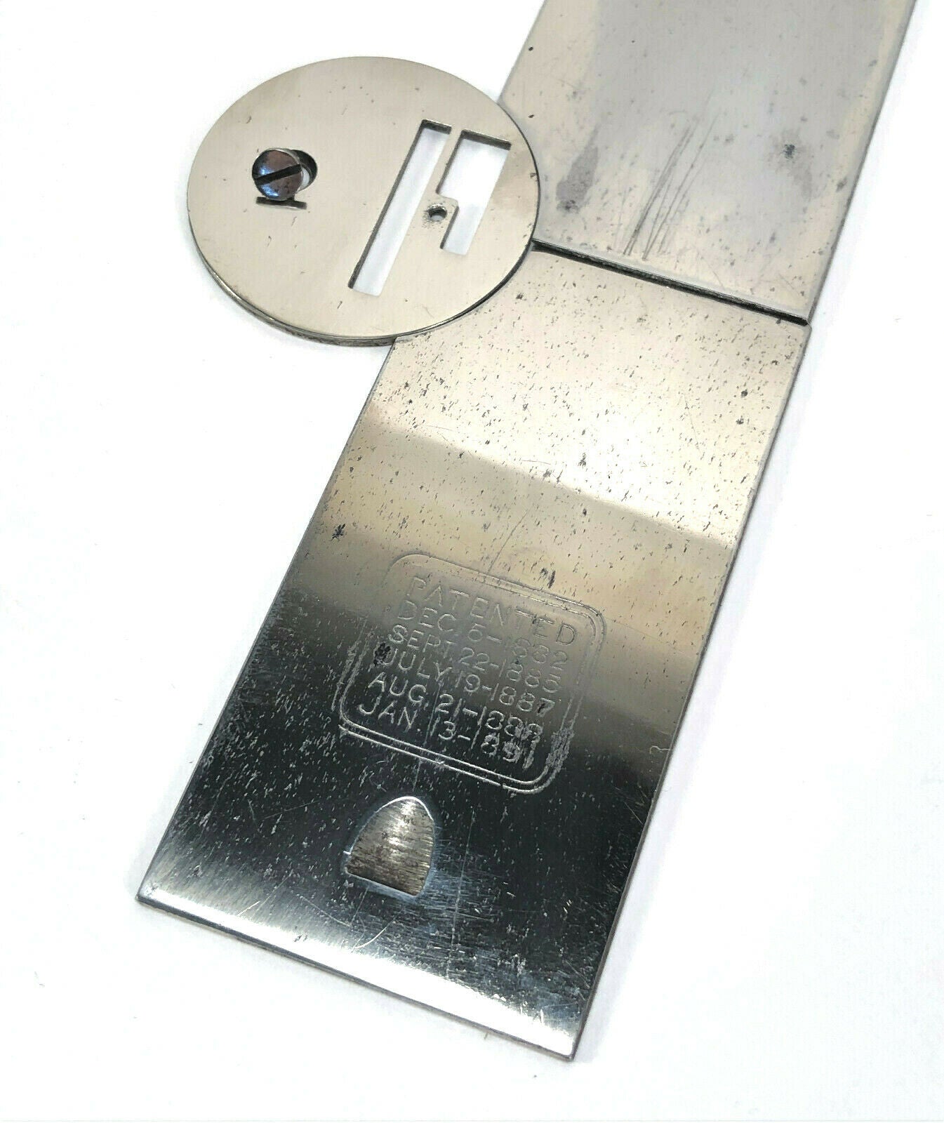 Early Singer 28 128 Front Rear Slide Throat Plate Set Simanco Part 8369 8368 8323 - The Old Singer Shop