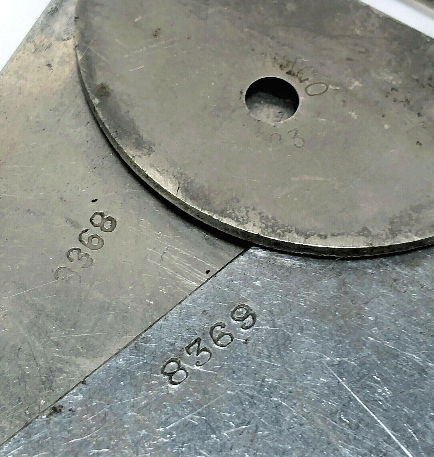 Early Singer 28 128 Front Rear Slide Throat Plate Set Simanco Part 8369 8368 8323 - The Old Singer Shop