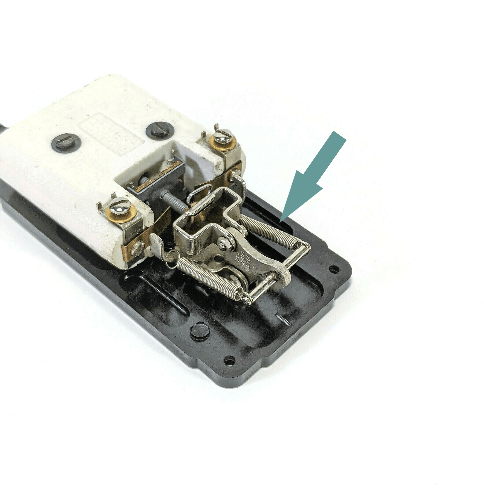 singer sewing machine foot pedal Singer Sewing Machine Bakelite Foot Pedal Controller Internal Springs Simanco 194404