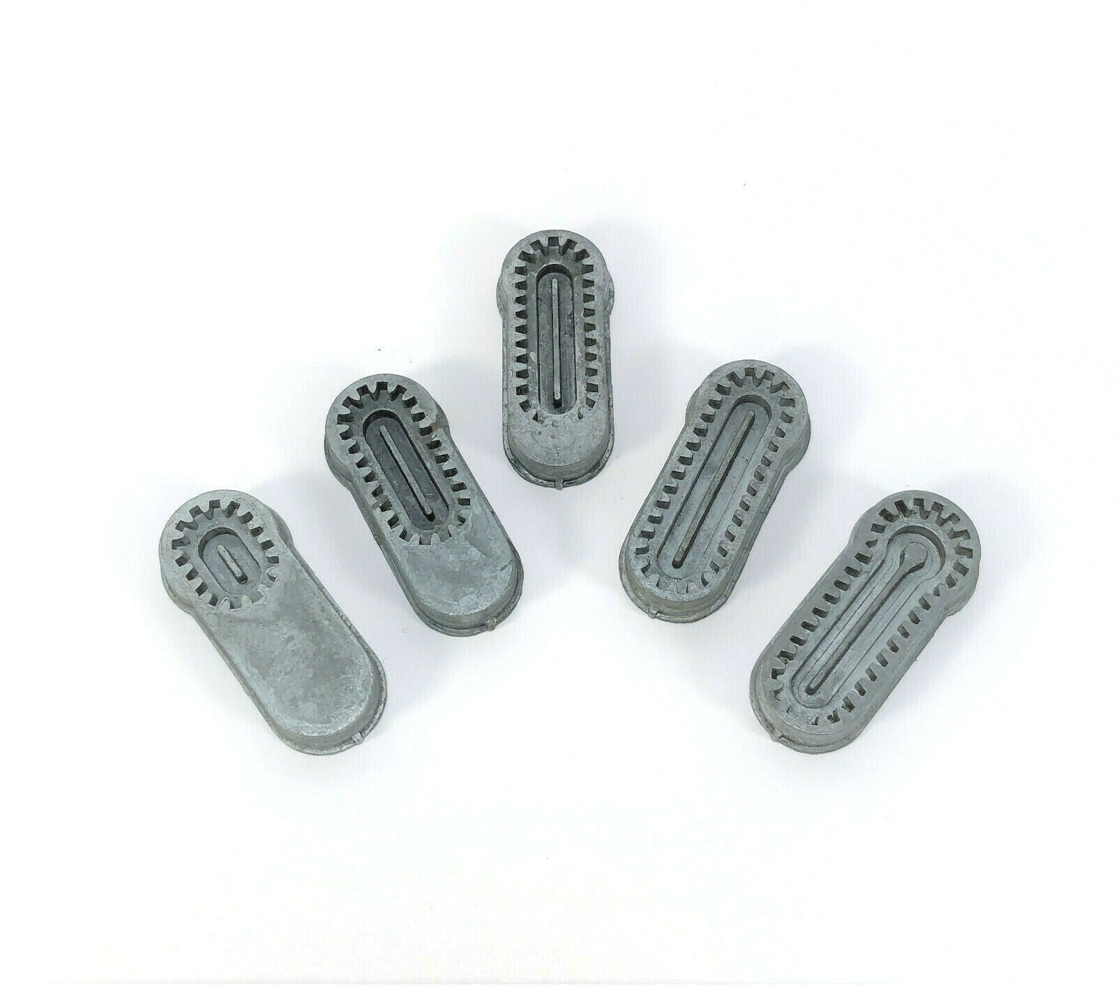 Singer Sewing Machine Buttonholer Attachment Templates Original Set of 5 Simanco - The Old Singer Shop