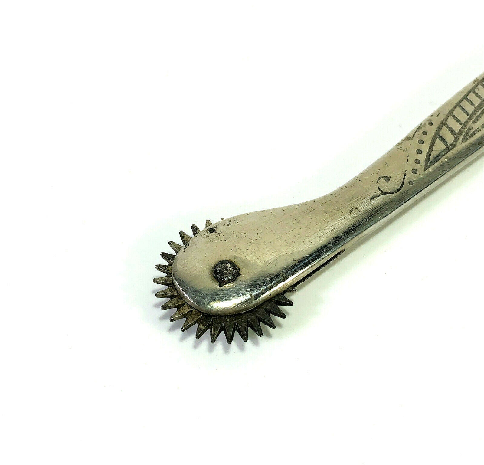 Rare 30s Singer Sewing Machine Solid Cast Nickel Art Deco Pattern Tracing Wheel - The Old Singer Shop