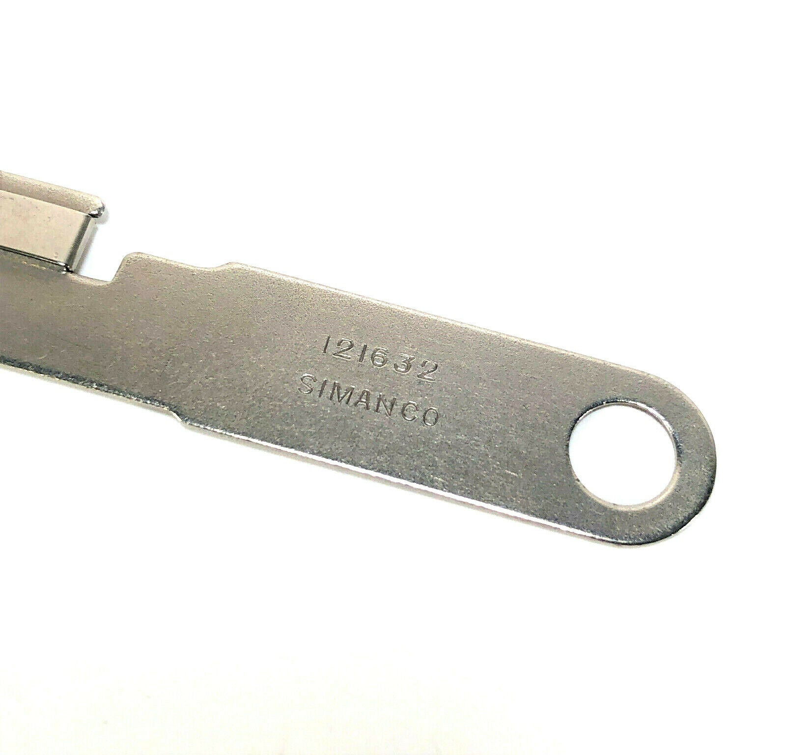 Singer Sewing Machine Universal Needle Threader Simanco 121632 - The Old Singer Shop