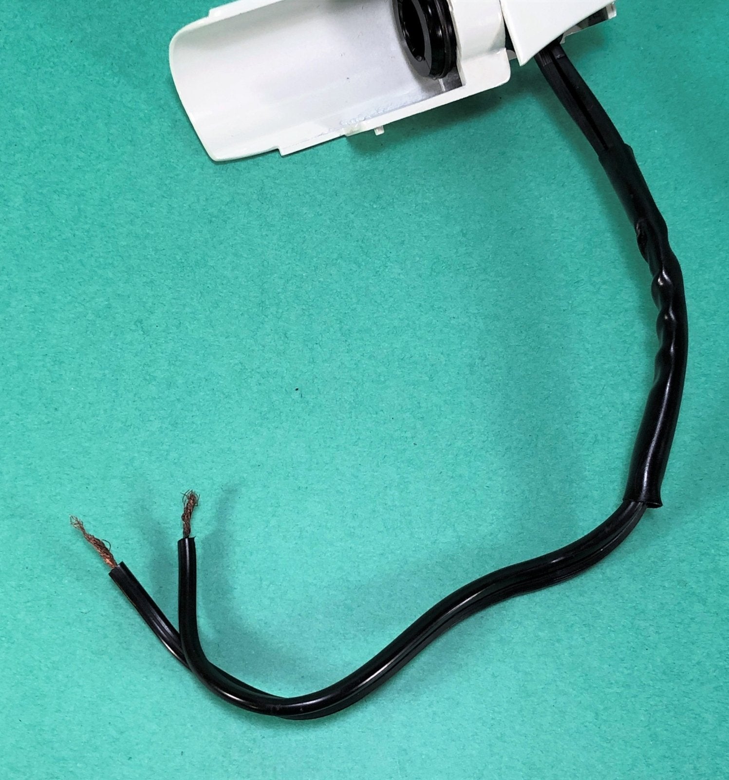 Singer White 221K Featherweight Light Socket Shroud Assembly Simanco 87064 - The Old Singer Shop